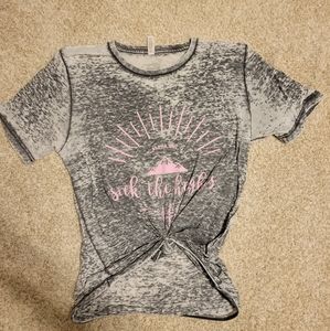 Alpha Chi Omega AXO AXΩ Grey Burnout "Seek the Heights" T-Shirt